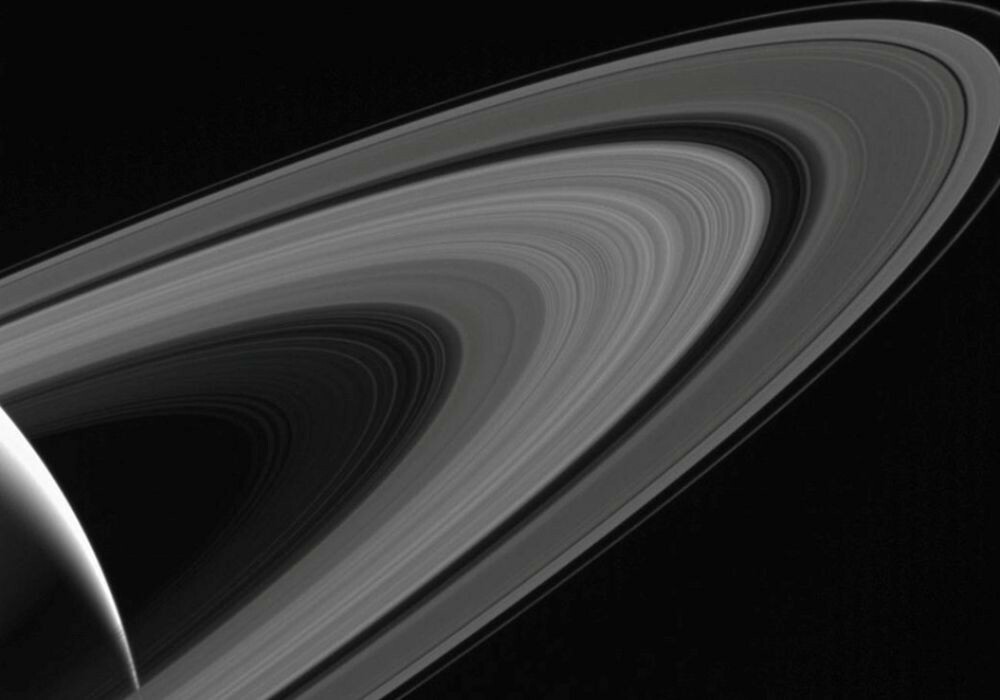 A Szaturnusz hatalmas gyűrűje a Cassini űrszonda felvételén. Forrás: NASA